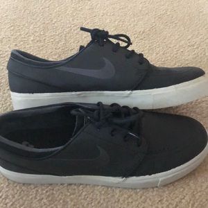 Nike SB sneakers